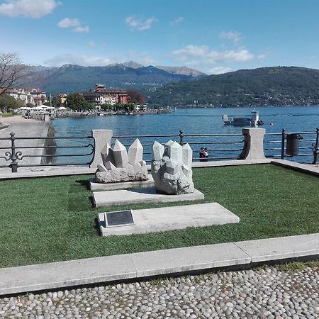 Hotel Elvezia Lake Maggiore Eksteriør billede