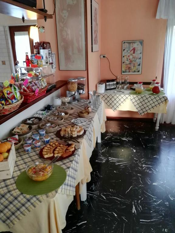 Hotel Elvezia Lake Maggiore Eksteriør billede