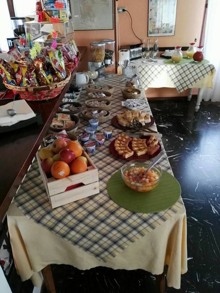 Hotel Elvezia Lake Maggiore Eksteriør billede
