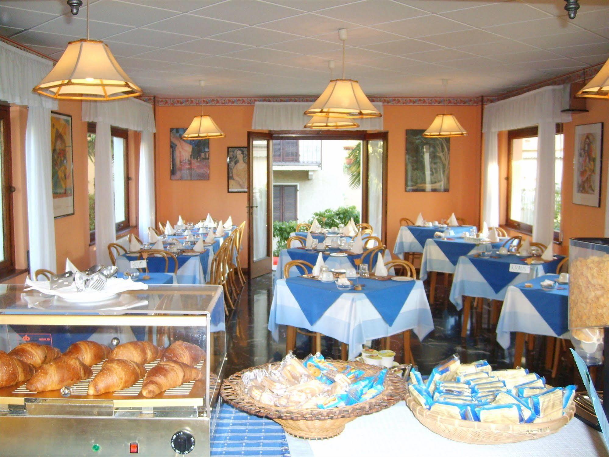Hotel Elvezia Lake Maggiore Eksteriør billede